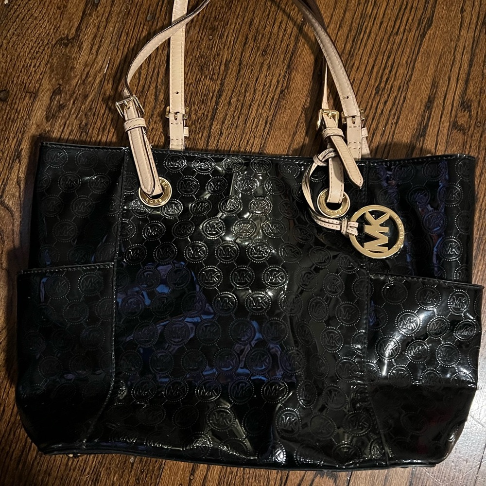 Michael kors purse